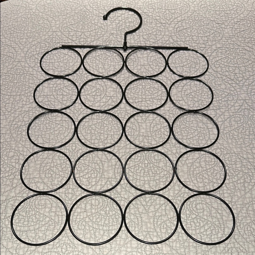 Black Scarf/Belt/Bag Organizer Hanger